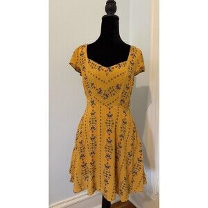 Urban Outfitters Finnigan Yellow Floral Mini Dress Women’s Sz Small Boho Chic